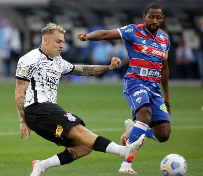 Corinthians encara o Fortaleza com tabu de nunca ter perdido em casa