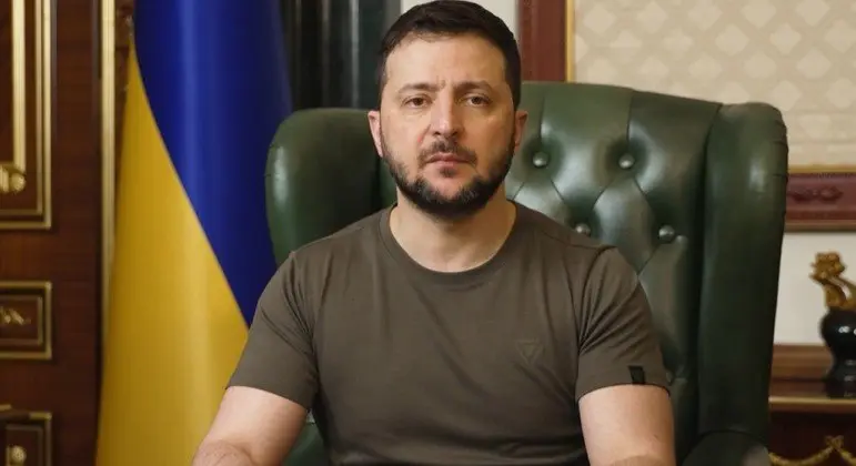 Zelenski anuncia 'vaquinha' para ajudar Ucrânia a ganhar guerra contra a Rússia