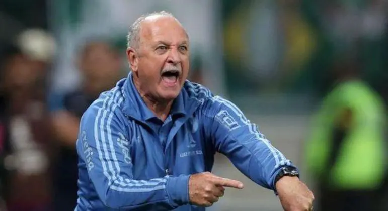 A maior vergonha na carreira do campeão brasileiro no Corinthians, Fábio Carille. Athletico sonha com Felipão