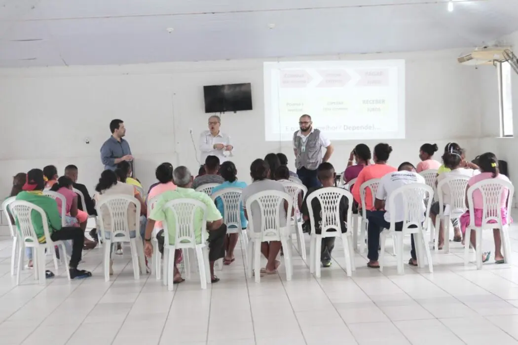 Prefeitura promove curso de educação financeira a indígenas venezuelanos no Tarumã