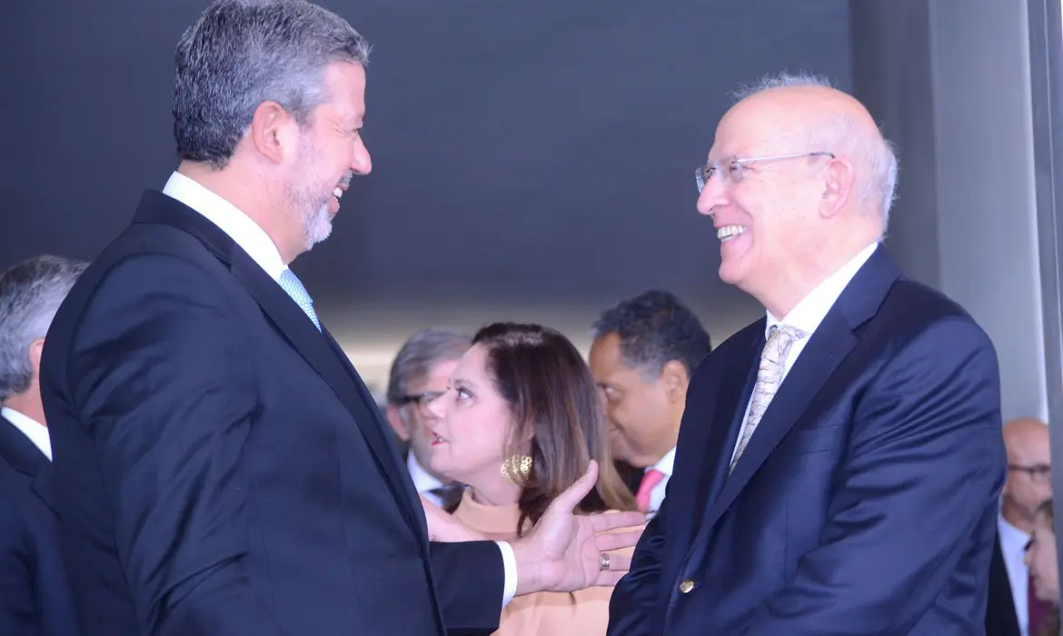 Presidente da Câmara volta a defender adoção do semipresidencialismo