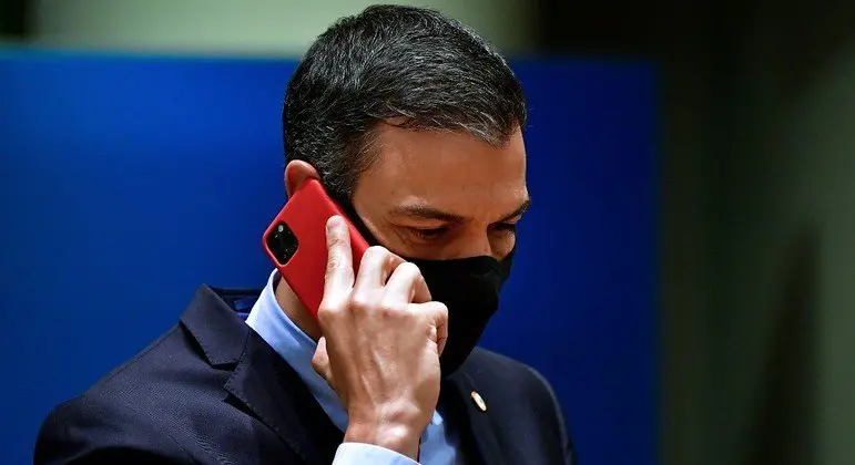Presidente e ministra da Defesa da Espanha foram espionados pelo Pegasus