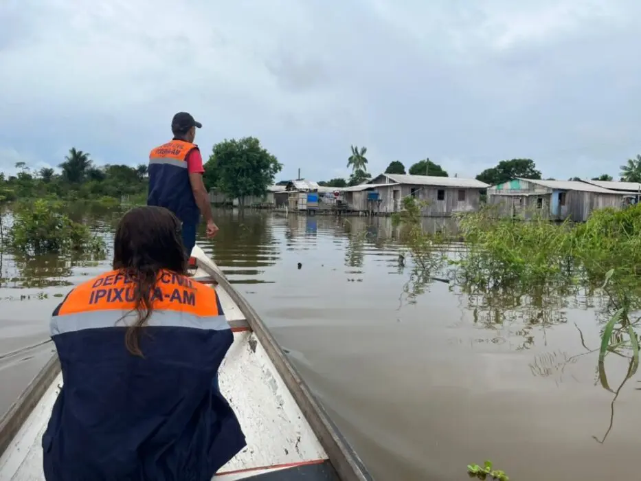 Cinco municípios do Amazonas recebem alerta de inundação