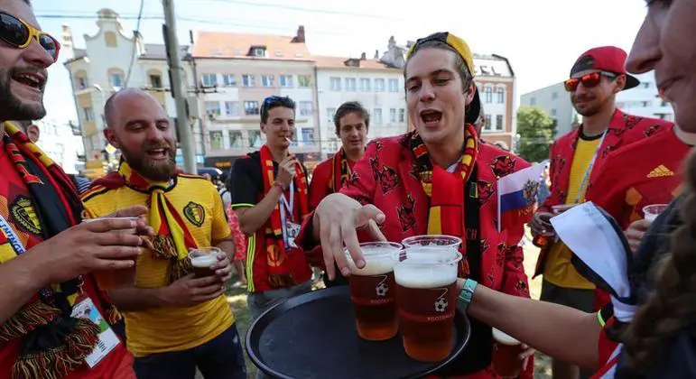 Copo de cerveja vai custar mais de R$ 60 na Copa do Mundo do Catar
