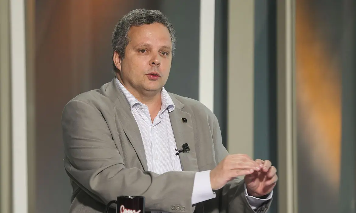 Sem Censura desta segunda recebe o presidente do Inmetro