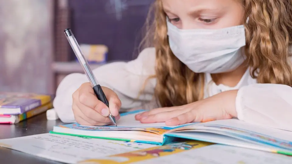 Uso de máscaras volta a ser recomendado em algumas escolas de São Paulo