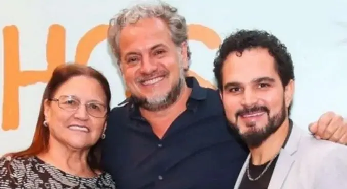 Corpo de Breno Silveira é velado no Museu de Arte Moderna, no Rio