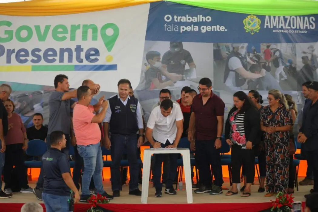Wilson Lima assina plano de trabalho para construção de um novo hospital em Urucurituba, com 40 novos leitos