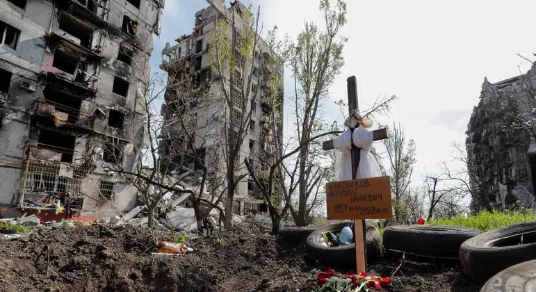 Rússia prepara em Mariupol desfile militar de feriado nacional que celebra vitória sobre nazistas