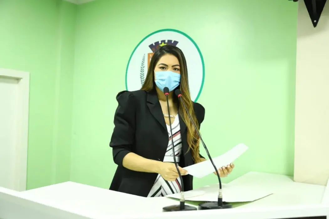 Brena Dianná pede a instalação permanente de campanhas de conscientização sobre o trânsito
