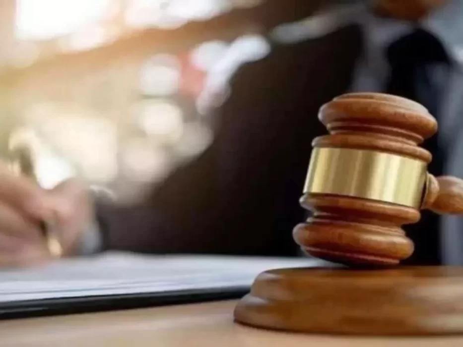 Cinco são condenados até 17 anos de prisão por estuprar adolescente em BH