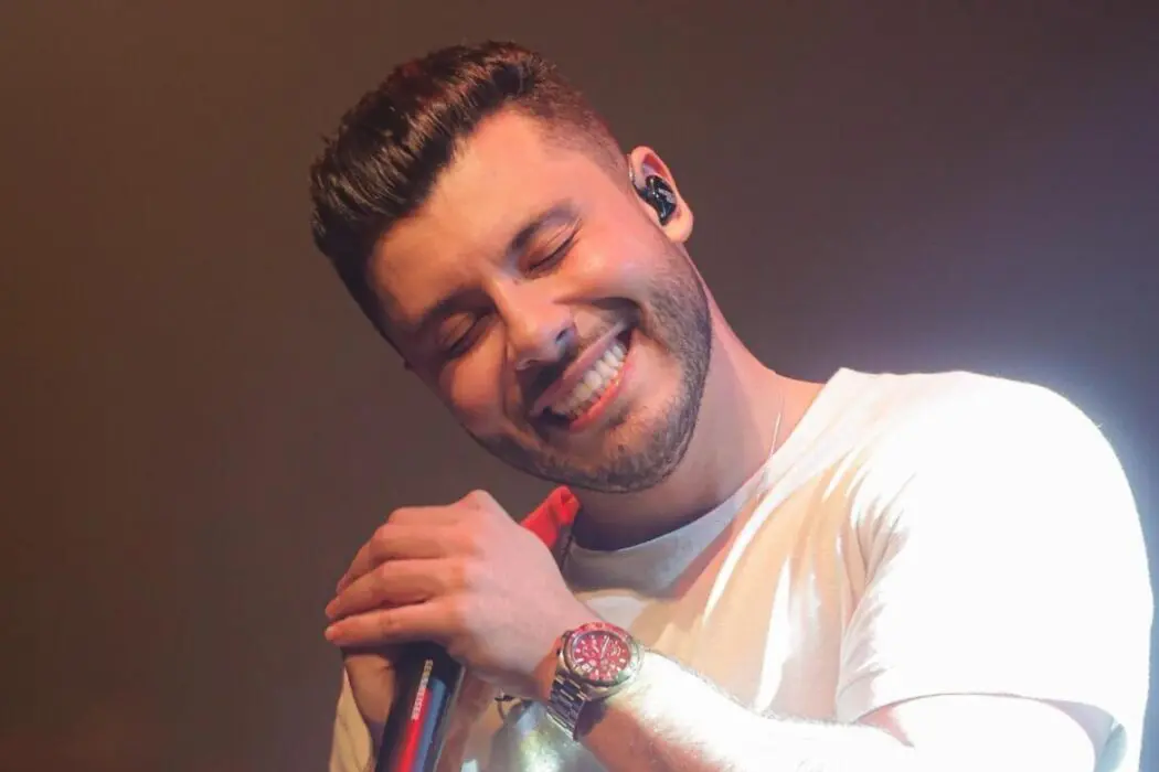 Murilo Huff mostra toda a sua grandiosidade em gravação do novo DVD