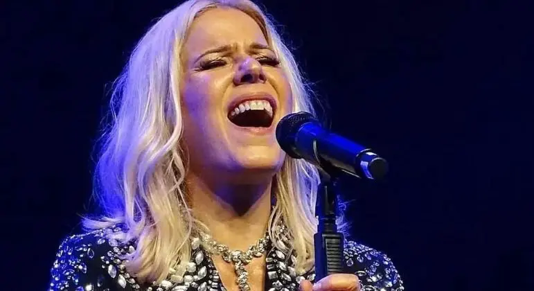 Paula Toller testa positivo para Covid-19 e cancela show