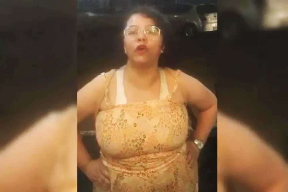 Mulher que chamou jovem de 'macaco' sofre de esquizofrenia, diz família