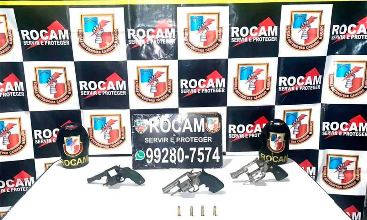 No Santa Etelvina, PMAM apreende adolescente em posse de armas de fogo