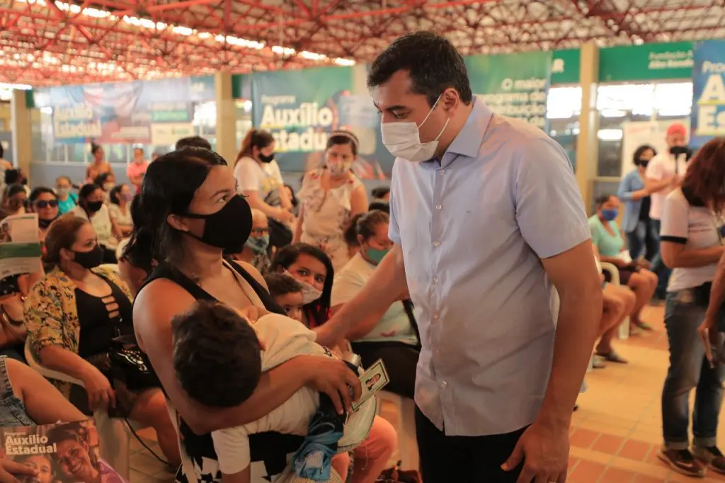 Em homenagem ao Dia das Mães, governador Wilson Lima antecipa pagamento do Auxílio Estadual Permanente