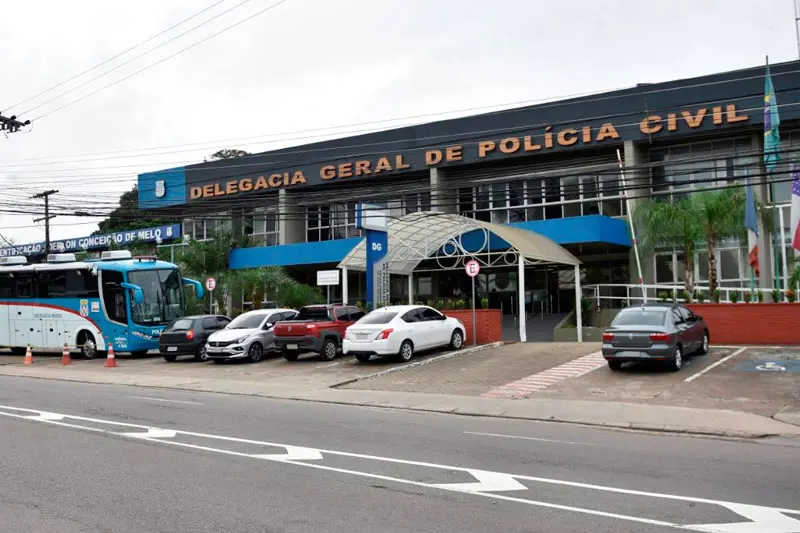 Mulher é presa por estelionato ocorrido em 2019
