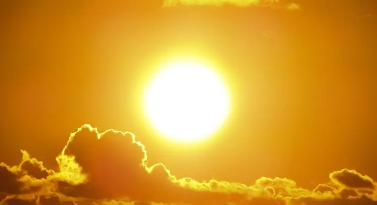 Ondas de calor na Europa fazem temperaturas passar dos 40°C antes do auge do verão