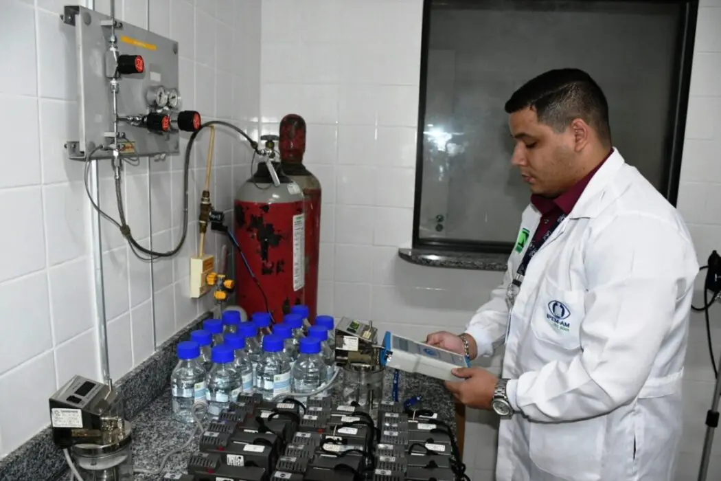 Bafômetros passam por ensaios em laboratório do IPEM e são aprovados em fiscalização