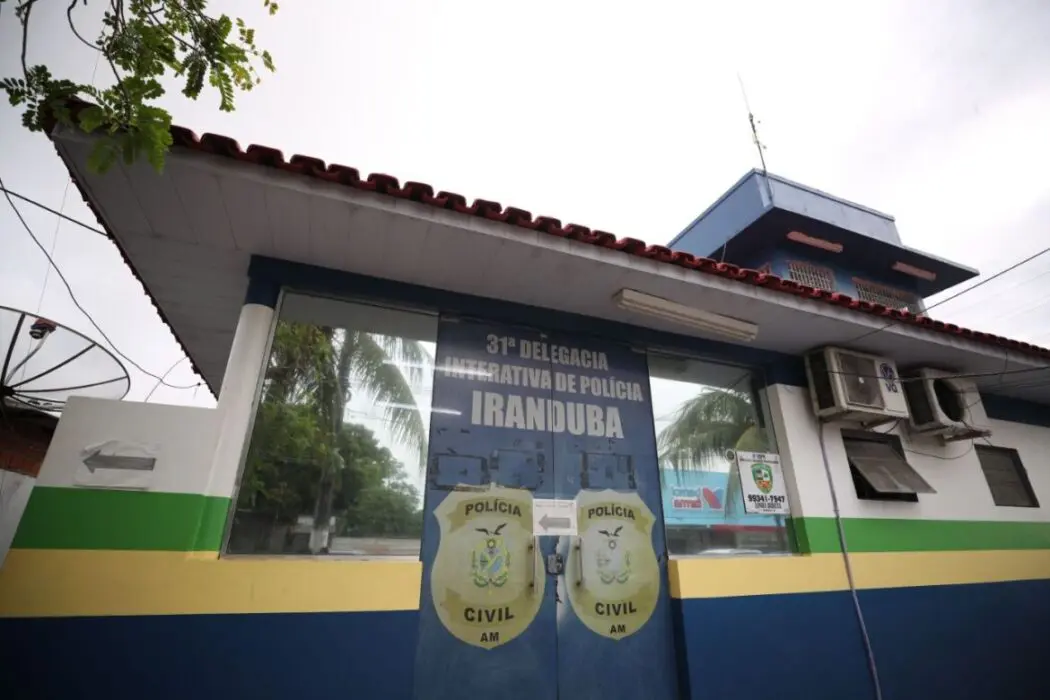 Polícia prende idoso por estupro de vulnerável, em Iranduba