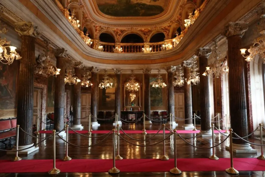 Teatro Amazonas volta a abrir aos domingos para visitação turística guiada