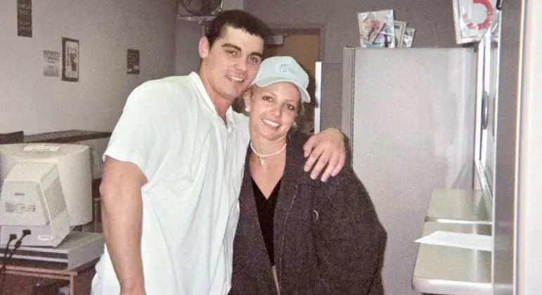 Ex de Britney Spears não pode se aproximar ou incomodar a artista após pedido de ordem de restrição