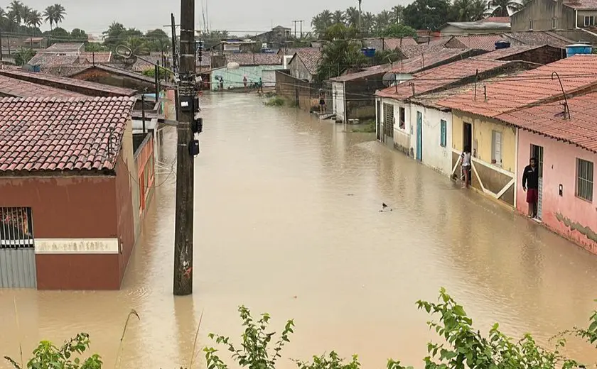 Após chuvas, Alagoas tem 51 cidades em emergência e Natal decreta calamidade pública