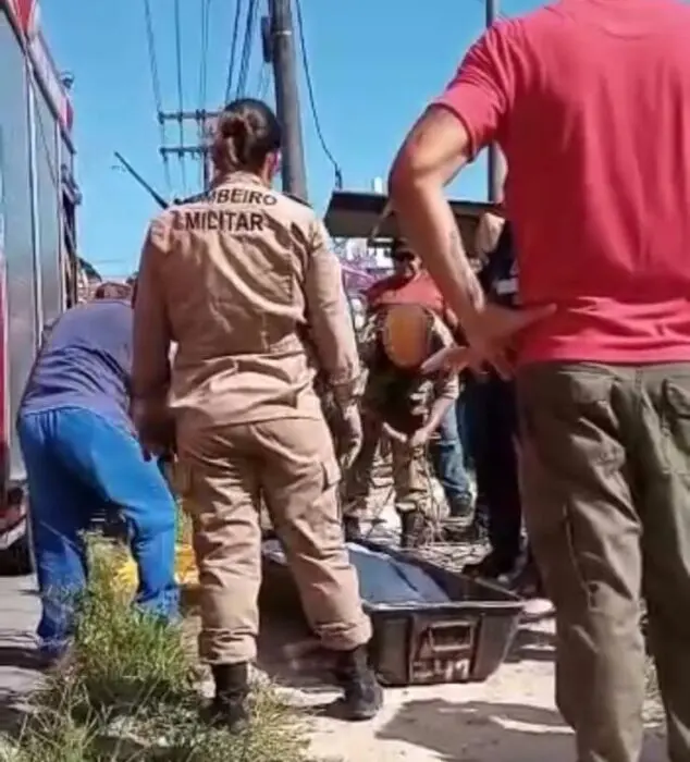 Corpo masculino é encontrado em igarapé, na zona Norte