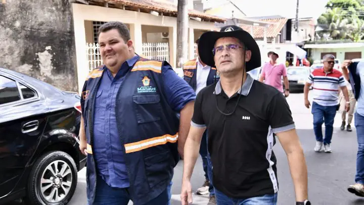 Prefeitura de Manaus contempla ruas dos bairros Monte das Oliveiras e Coroado com asfalto novo