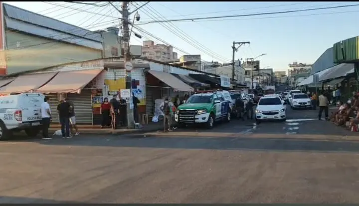 Homem é executado a tiros na Feira da Banana