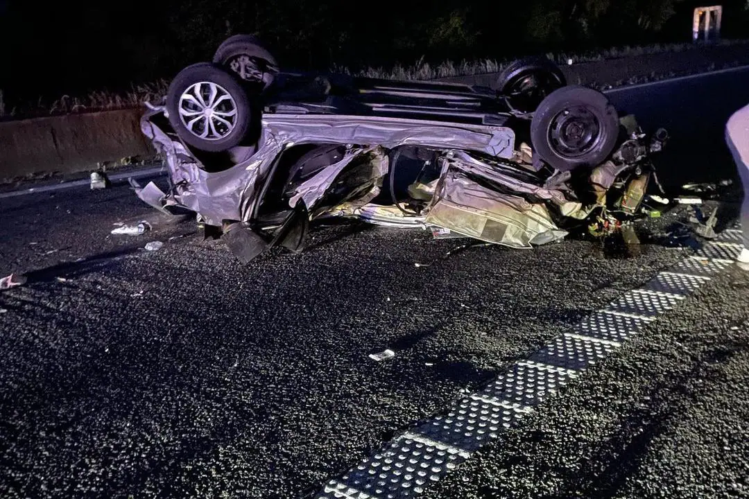 Filho de Gretchen sofre acidente e capota carro na Bélgica