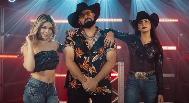 Melody chega ao Top 5 do Spotify Brasil com 'Pipoco' e web reage: 'Só precisa de uma fonoaudióloga'