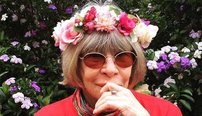 Rita Lee responde fãs e fala sobre luta contra o câncer, admiração por Anitta e seu filme favorito