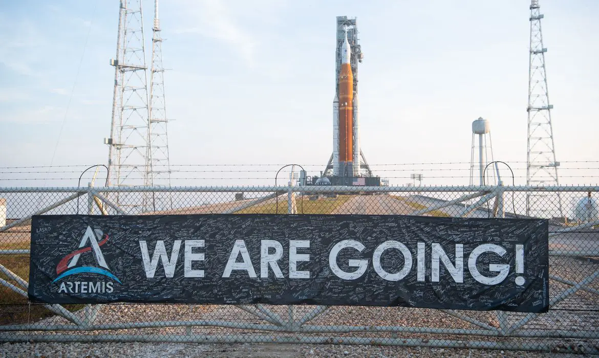 Nasa inicia contagem regressiva para volta à Lua