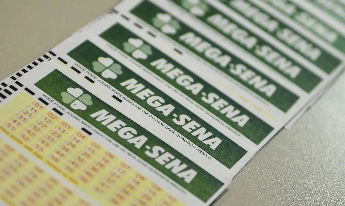 Mega-Sena deve pagar neste sábado prêmio de R$ 26 milhões