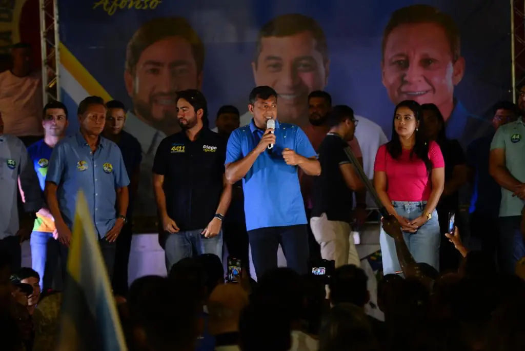 “Vamos fazer o maior Festival Folclórico de todos os tempos”, diz Wilson a grupos folclóricos do Amazonas