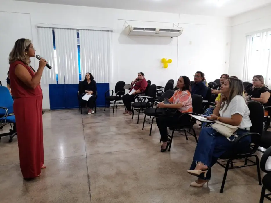 Distrito de Saúde Rural reúne gestores de escolas em atividade do ‘Setembro Amarelo’