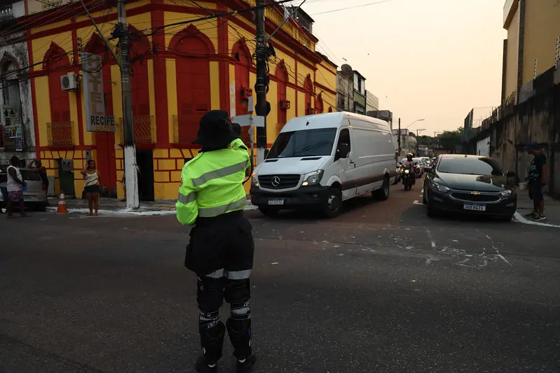 Prefeitura monitora trânsito e transporte no primeiro dia do #SouManaus Passo a Paço 2022