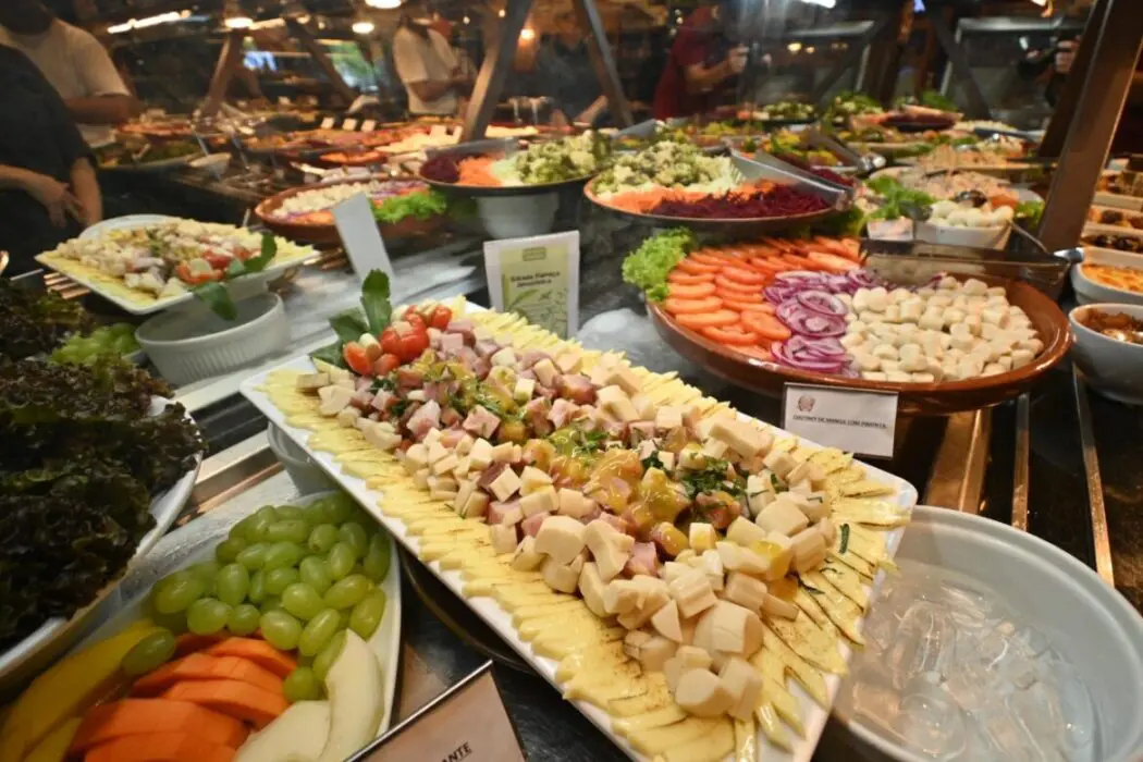 Concurso “O Quilo é Nosso” segue até o dia 23 de setembro. Conheça os restaurantes participantes!