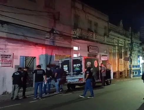 Corpo degolado é encontrado em prédio no Centro de Manaus