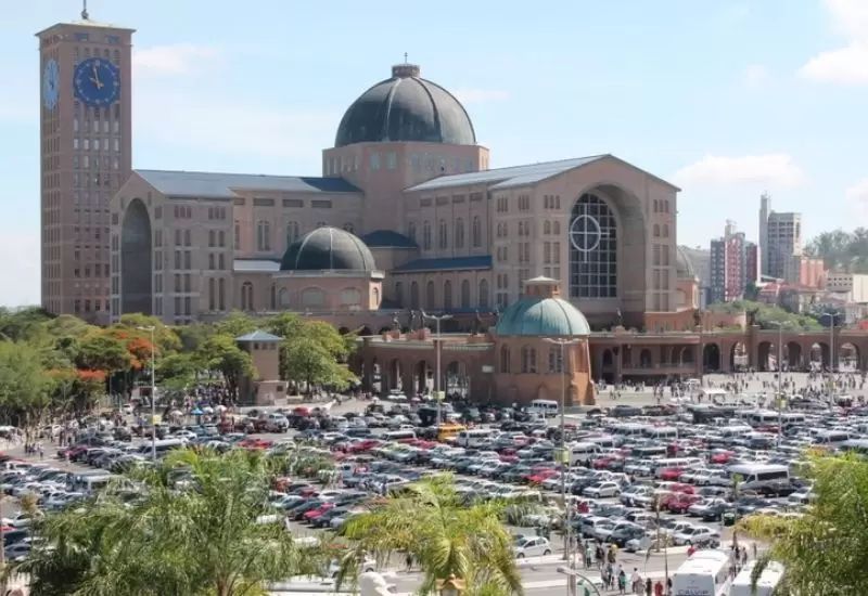 Aparecida (SP) deve lotar cerimônias no 12 de outubro