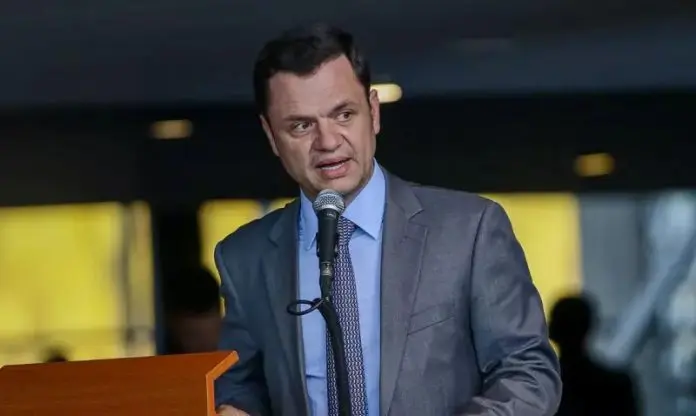 Ministro da Justiça determina que PF investigue institutos de pesquisa
