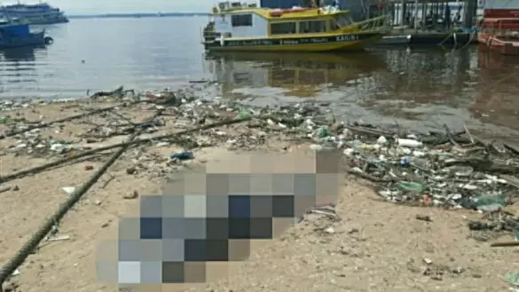 Corpo decapitado é encontrado boiando no Rio Negro, em Manaus