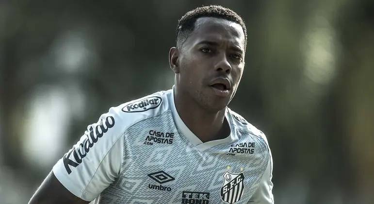 Polícia Federal prende Robinho em Santos (SP)