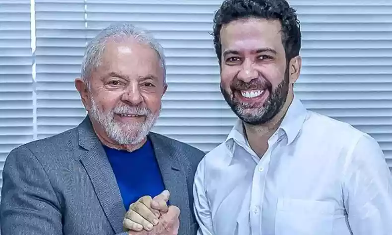 Janones sobre apoio de Zema a Bolsonaro: 'Mineiro não é bobo'