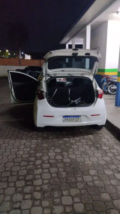 Motorista de aplicativo é sequestrado e resgatado por policiais