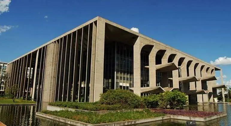 Ao menos 178 pessoas foram presas no 2º turno, diz Ministério da Justiça
