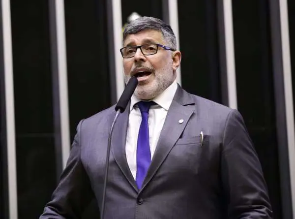 Frota sobre Bolsonaro: 'Ajudei a colocar, ajudei a tirar. Dever cumprido'