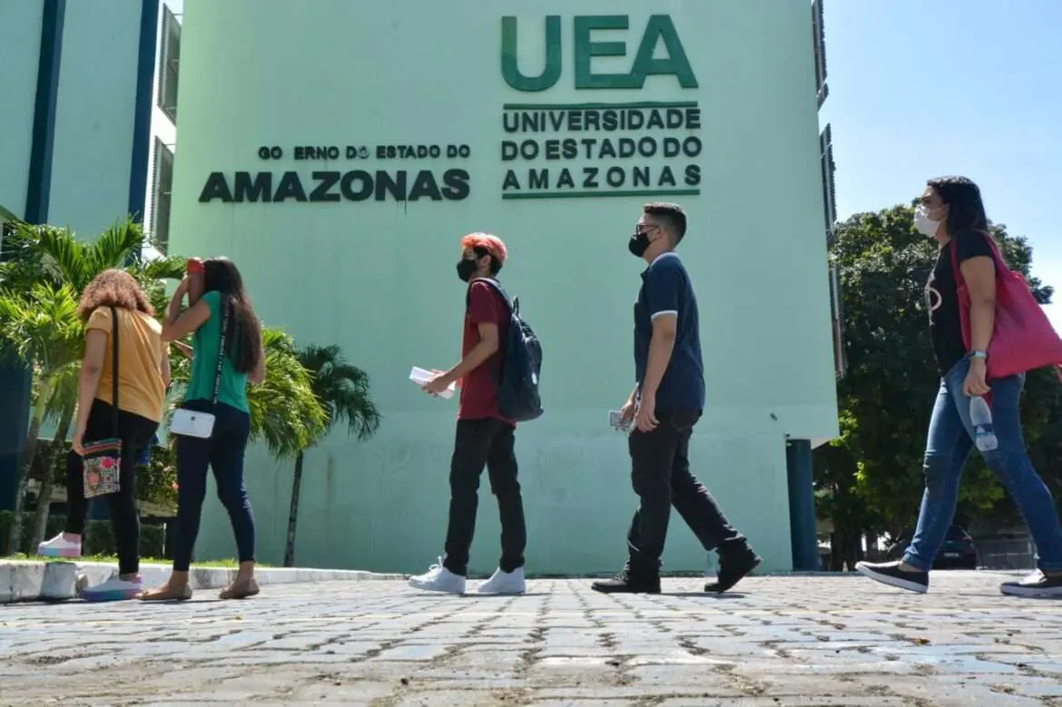 UEA divulga edital para curso de especialização em Direito Médico e Saúde