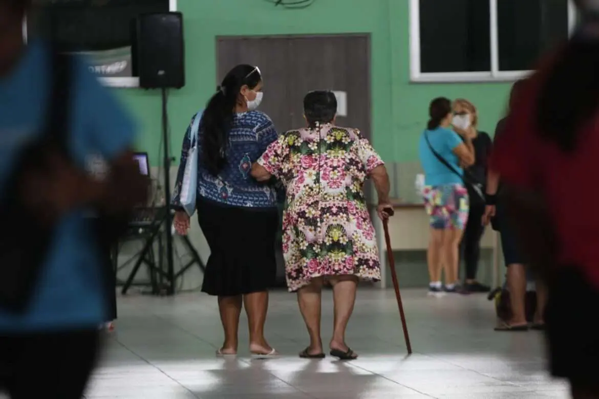 Incidência de infecção urinária em idosos aumenta com declínio da imunidade